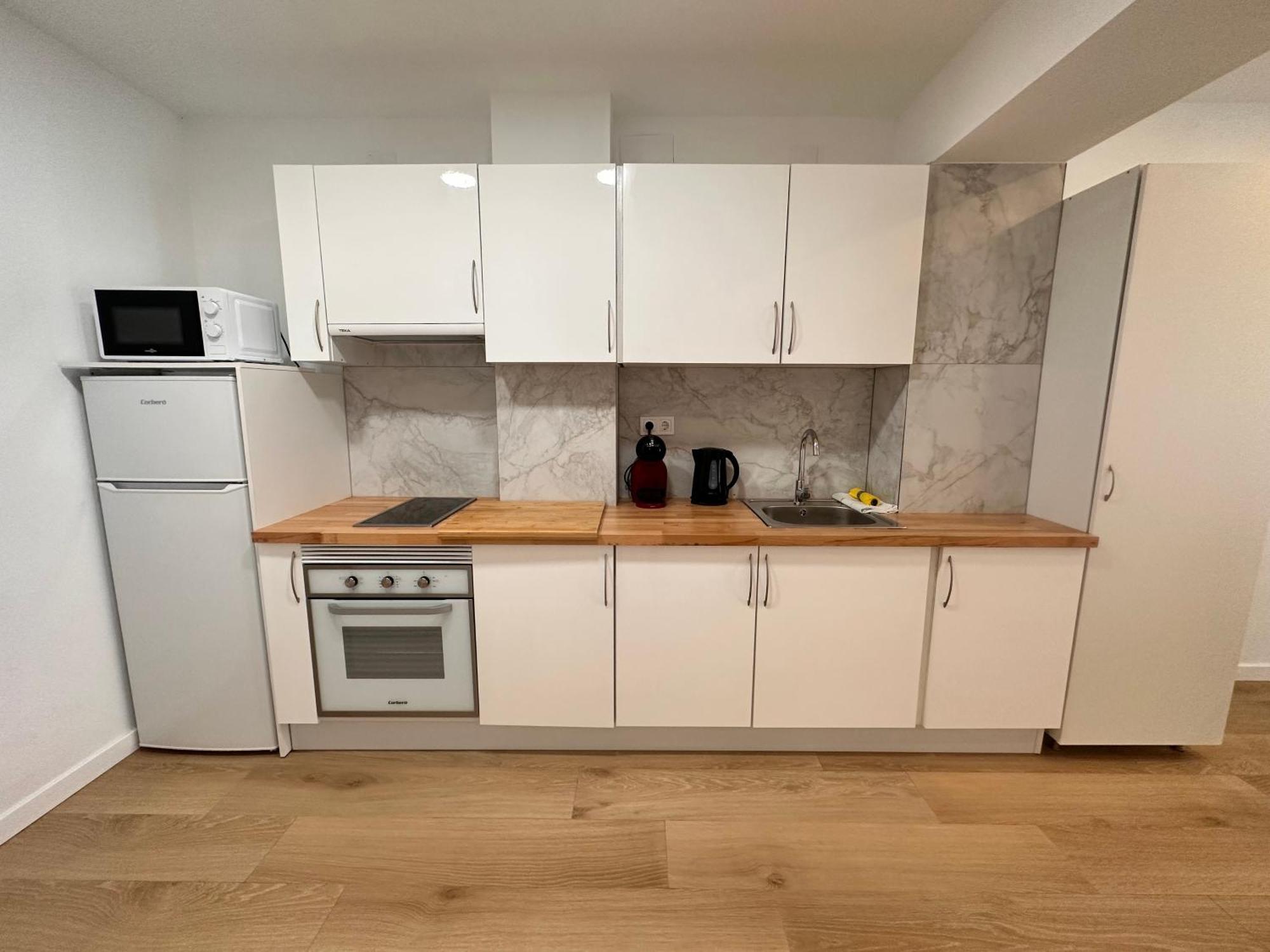 Artes Y Oficios Apartaments Ab Valencia Exterior photo